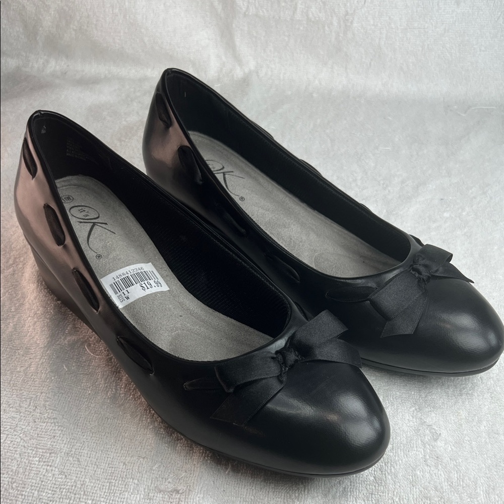 OK, Elegant Black Women's wedge